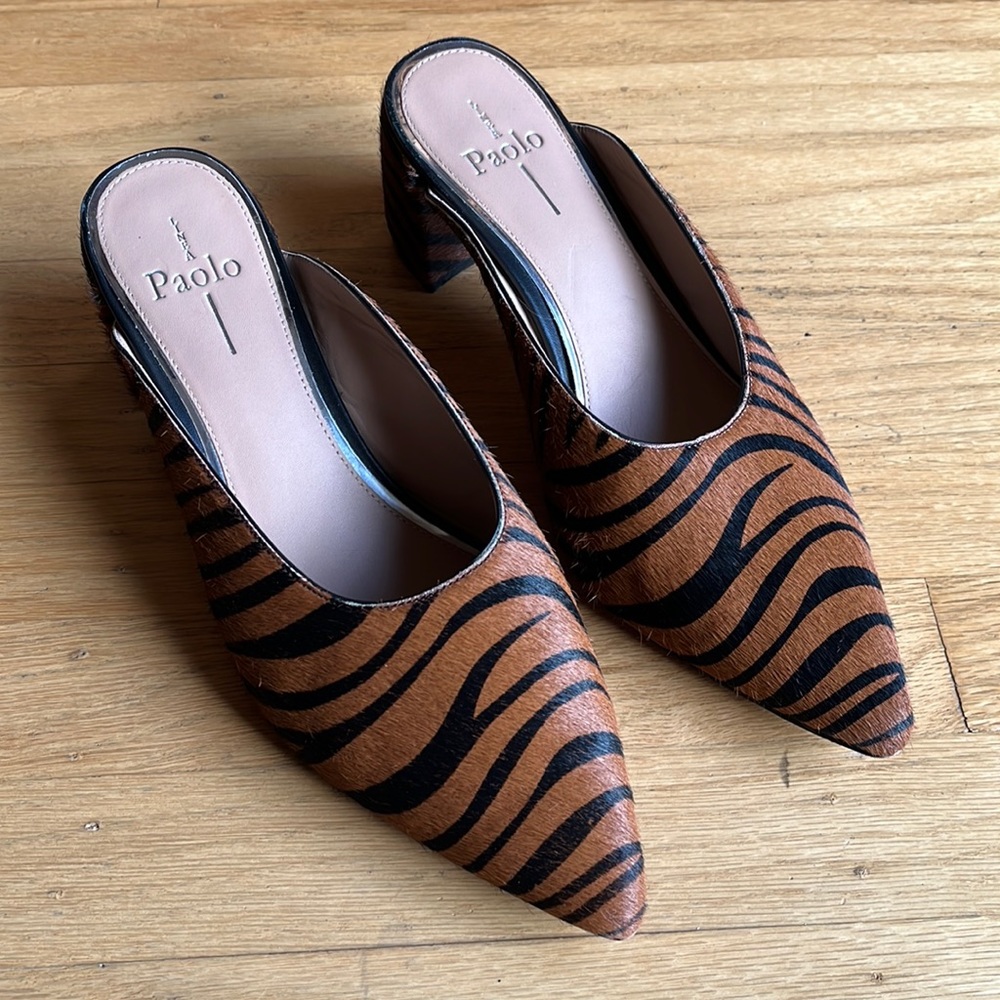 Linea Paolo - Zadie - Svelte Almond Toe Mid Height Block Heel Mule